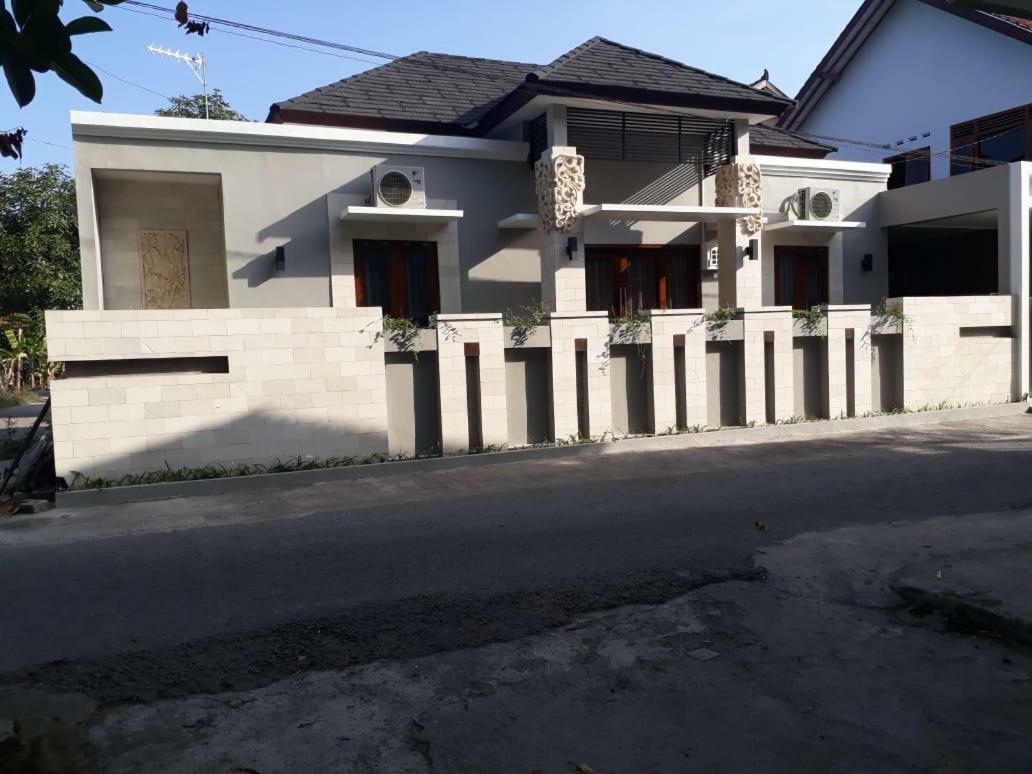 Imperial Villa Syariah Джок'якарта Екстер'єр фото